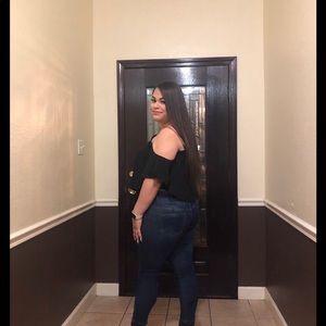 Meet your Posher, Esther